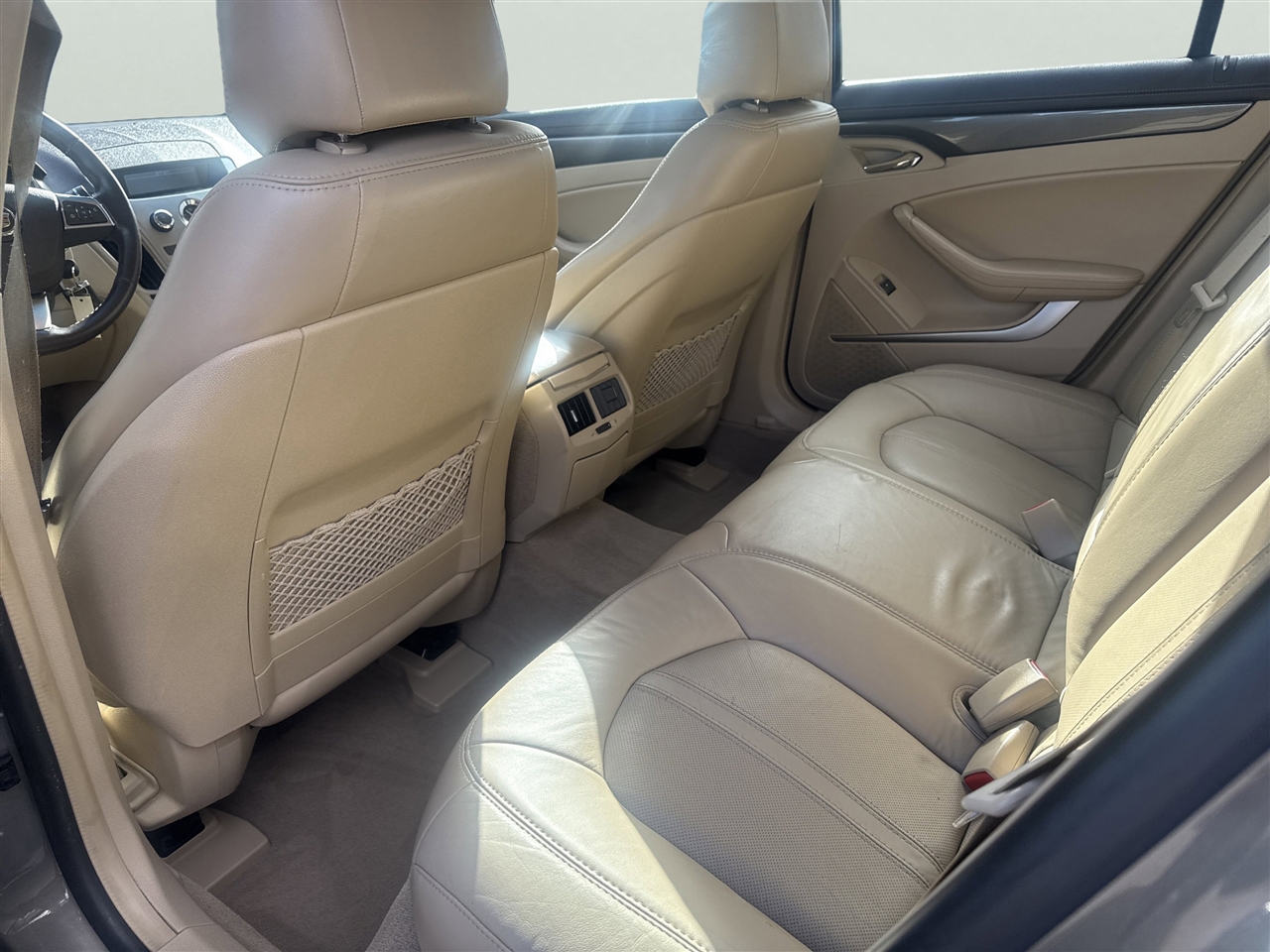 Cadillac CTS Sedan 4dr Sdn 3.0L RWD 2011