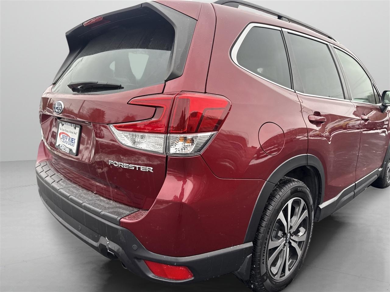 Subaru Forester Limited CVT 2021