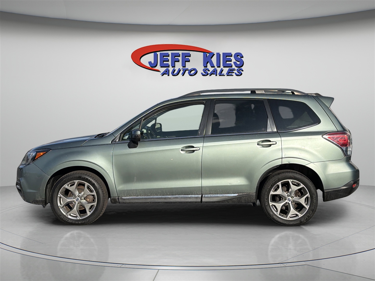 Subaru Forester 2.5i Touring CVT 2017