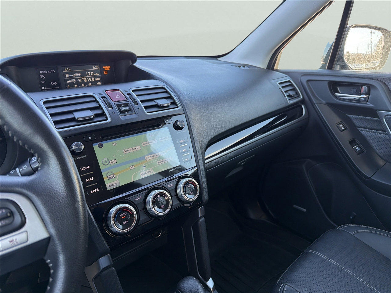 Subaru Forester 2.5i Touring CVT 2017