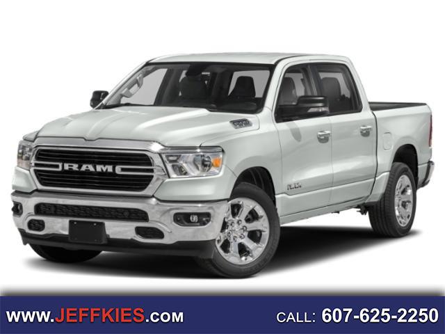 RAM 1500 Big Horn 4x4 Crew Cab 6'4" Box 2020