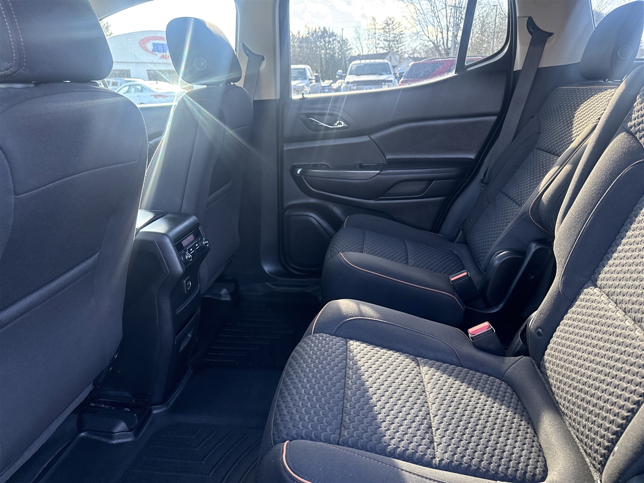 GMC Acadia AWD 4dr SLE w/SLE-2 2019