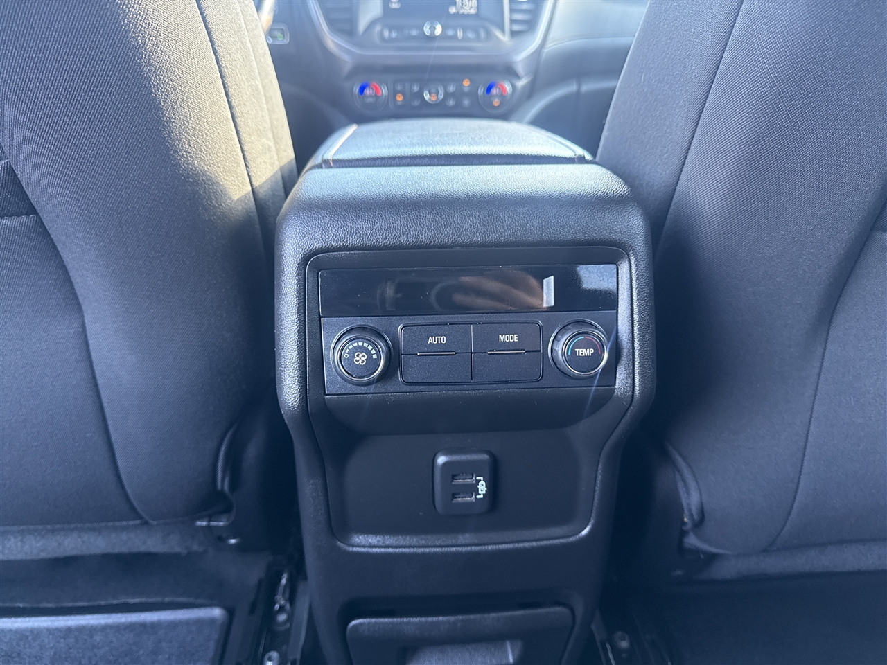 GMC Acadia AWD 4dr SLE w/SLE-2 2019