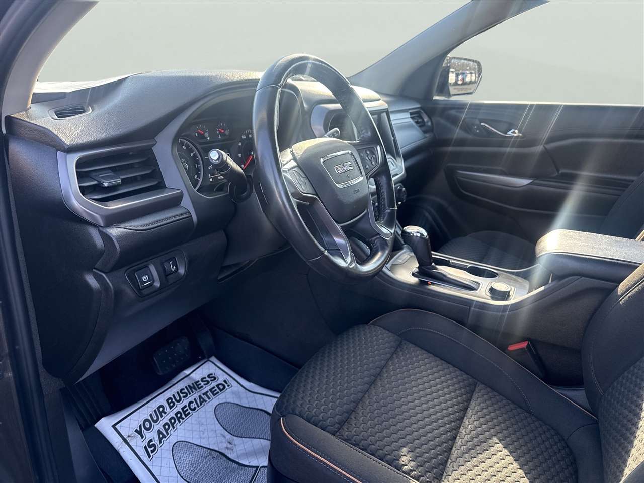 GMC Acadia AWD 4dr SLE w/SLE-2 2019