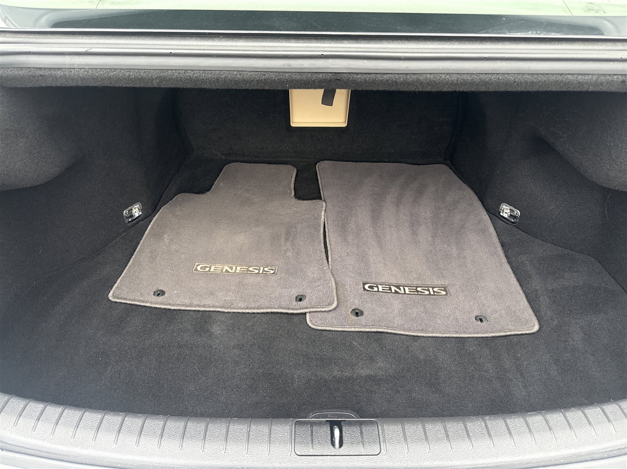 Genesis G80 3.8L AWD 2017