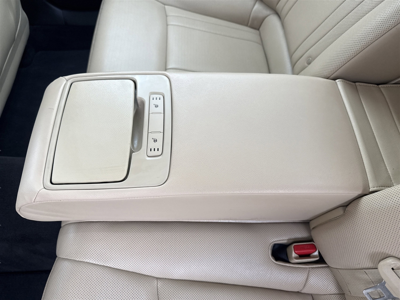 Genesis G80 3.8L AWD 2017