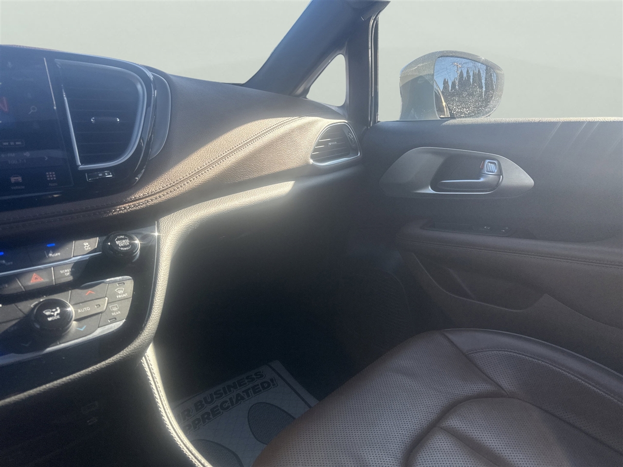 Chrysler Pacifica Hybrid Limited FWD 2021