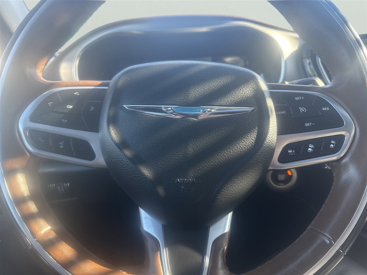 Chrysler Pacifica Hybrid Limited FWD 2021