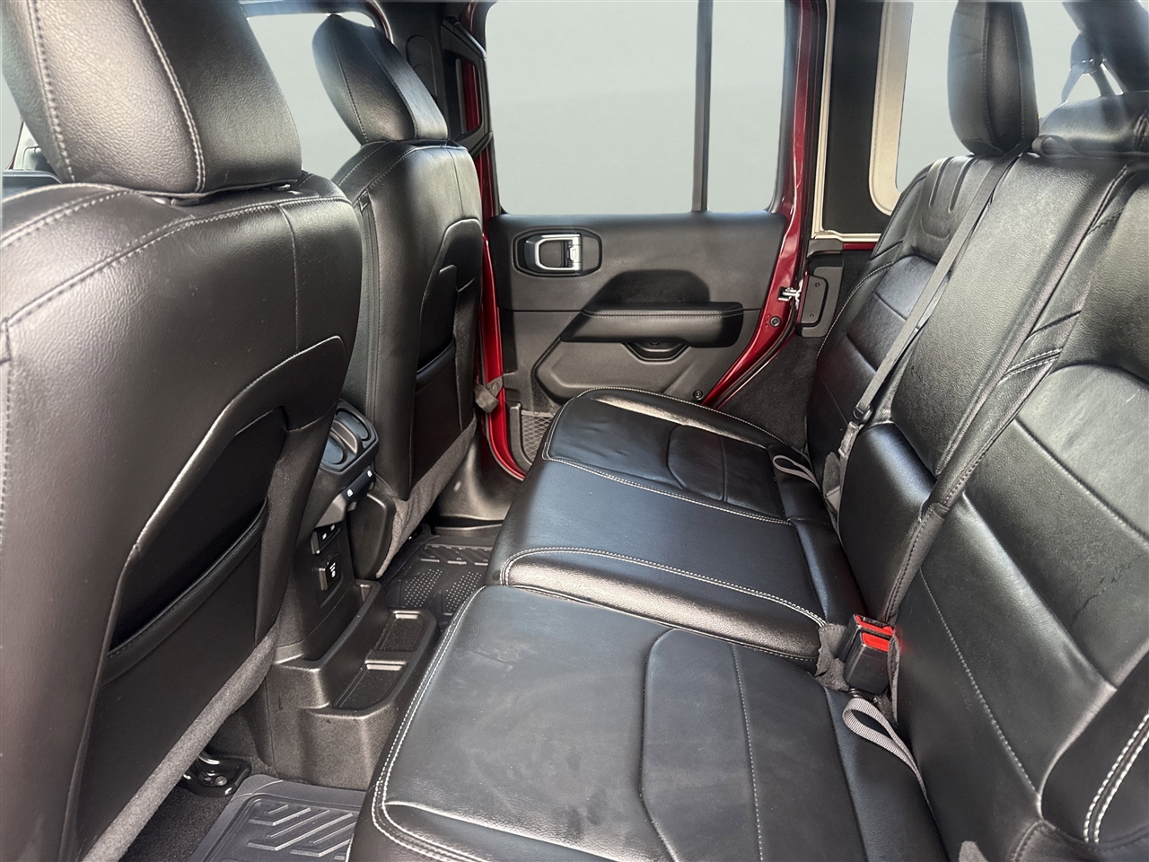 Jeep Wrangler 4xe Unlimited Sahara 4x4 2021