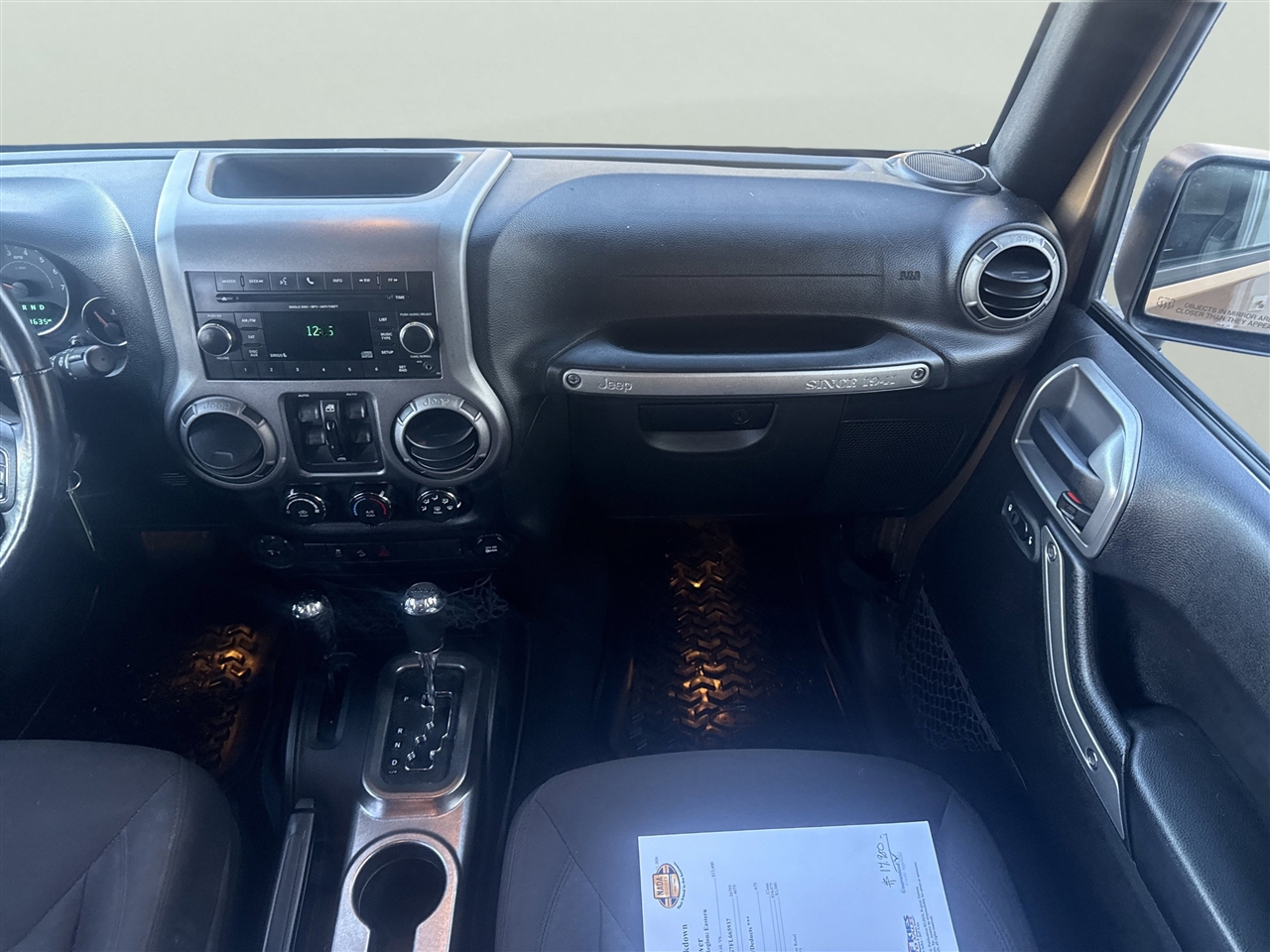 Jeep Wrangler Unlimited 4WD 4dr Sport 2015