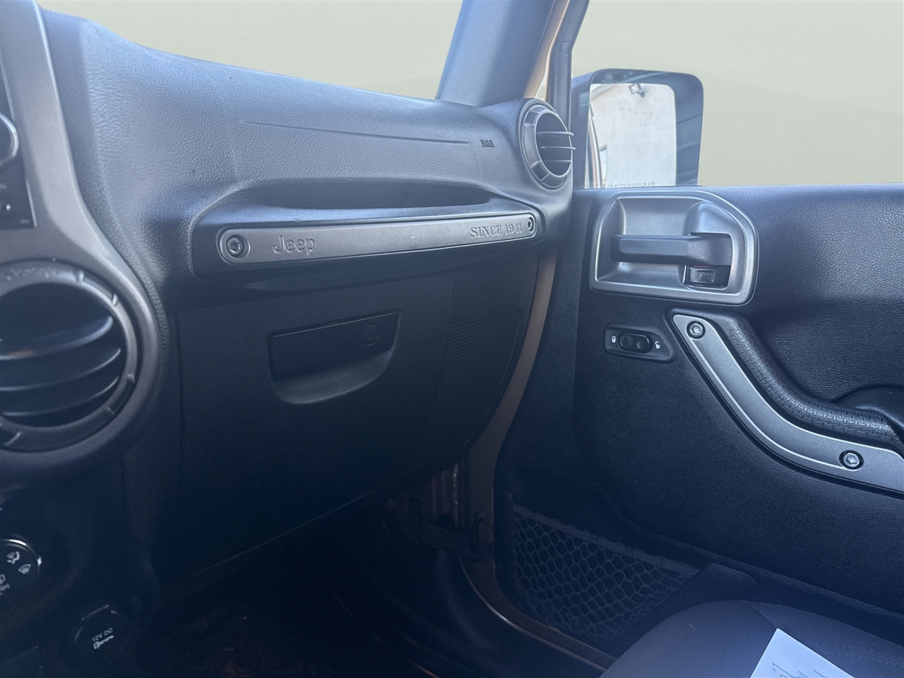 Jeep Wrangler Unlimited 4WD 4dr Sport 2015