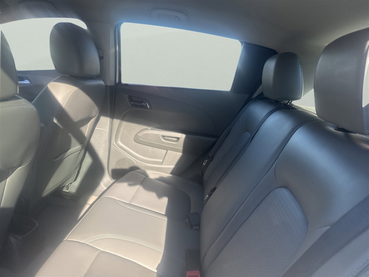 Chevrolet Sonic 5dr HB Auto LTZ 2015