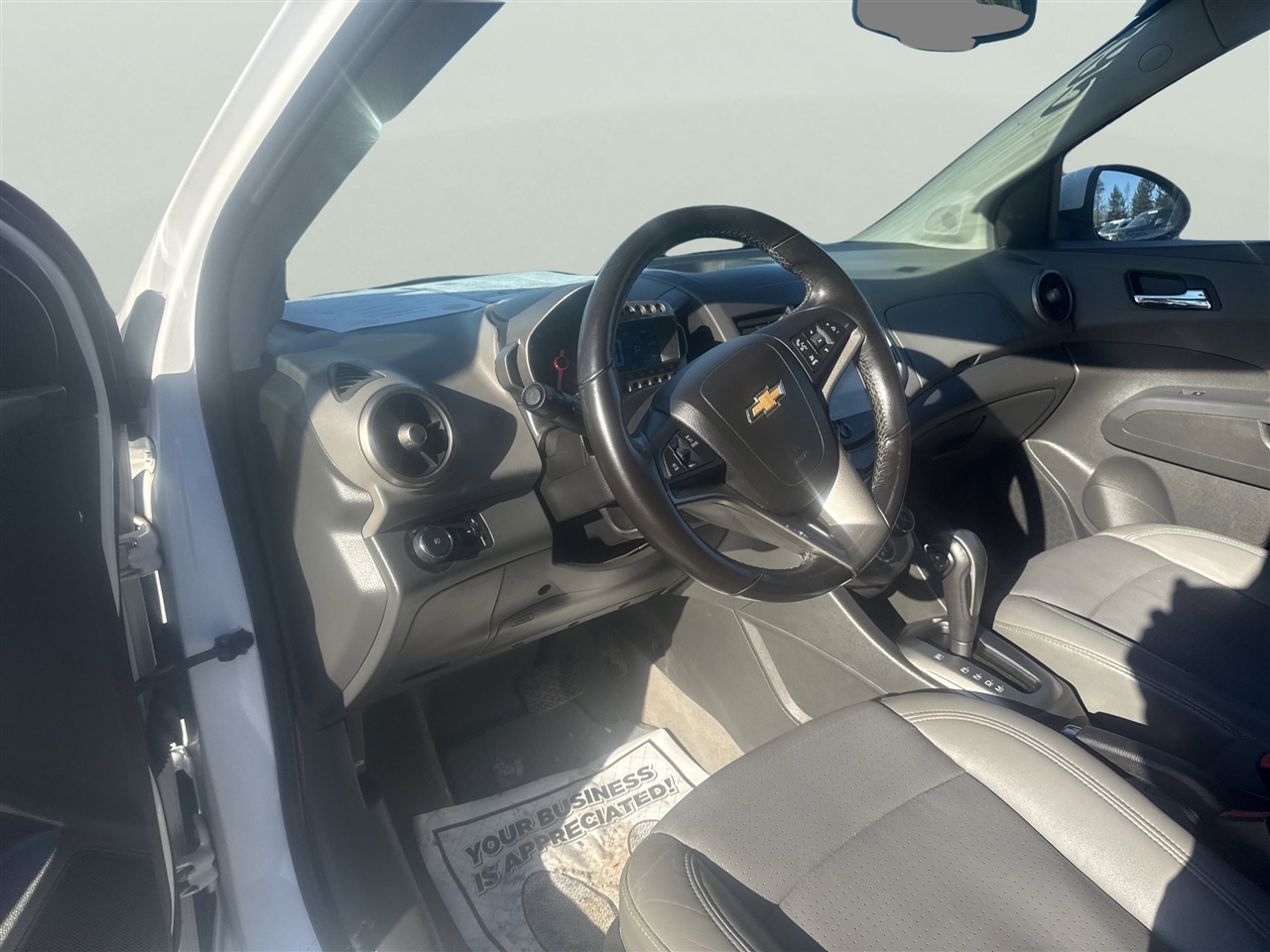 Chevrolet Sonic 5dr HB Auto LTZ 2015