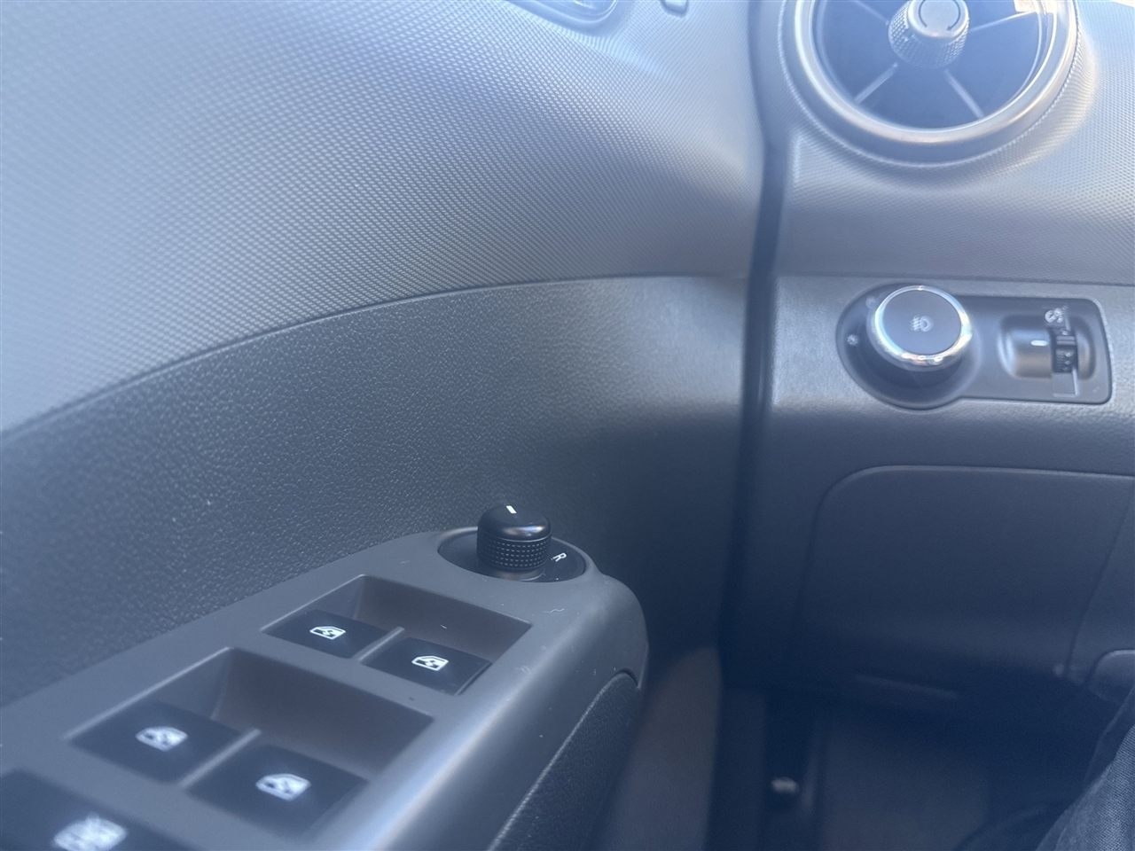 Chevrolet Sonic 5dr HB Auto LTZ 2015