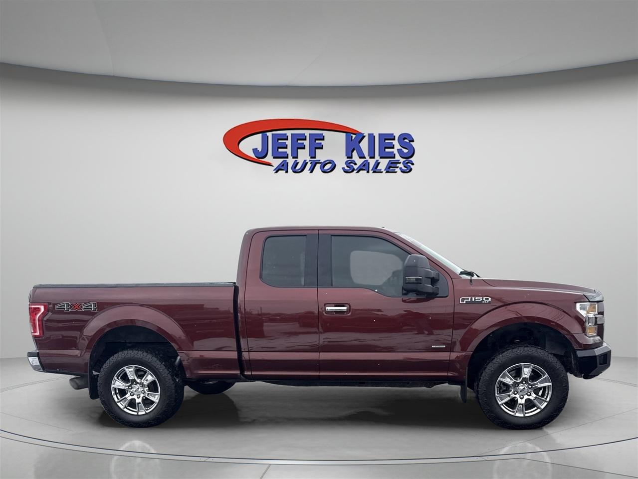 Ford F-150 Lariat 4WD SuperCab 8' Box 2017