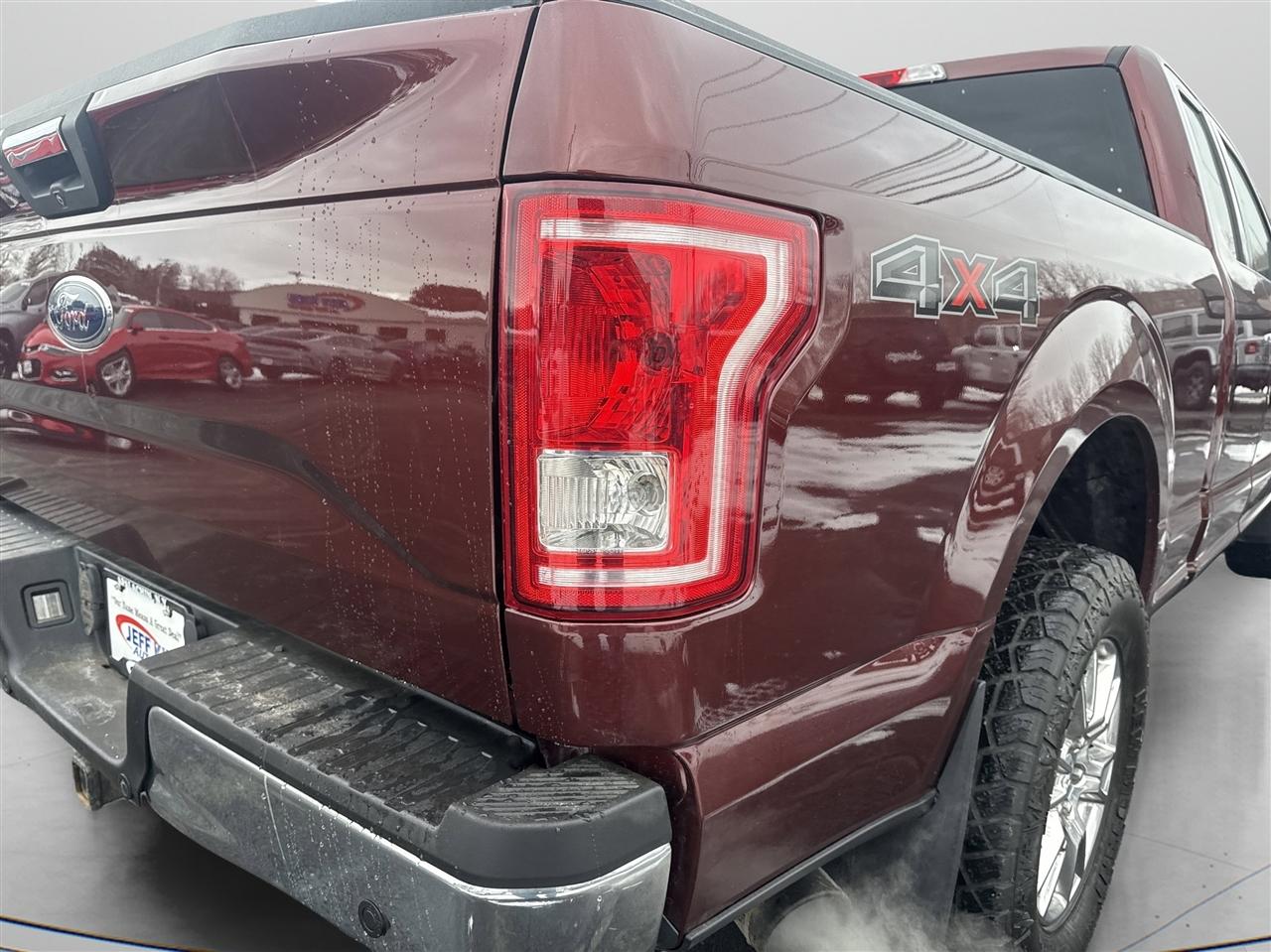 Ford F-150 Lariat 4WD SuperCab 8' Box 2017