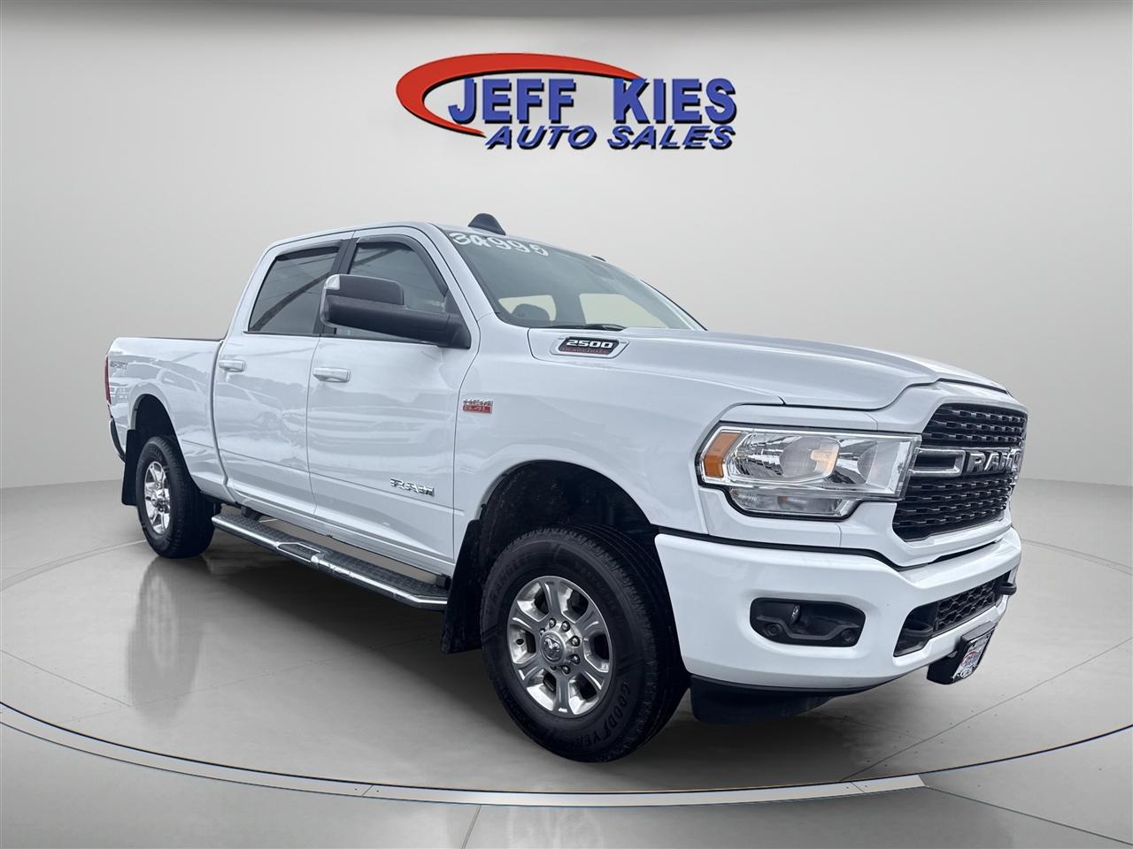 RAM 2500 Big Horn 4x4 Crew Cab 6'4" Box 2022