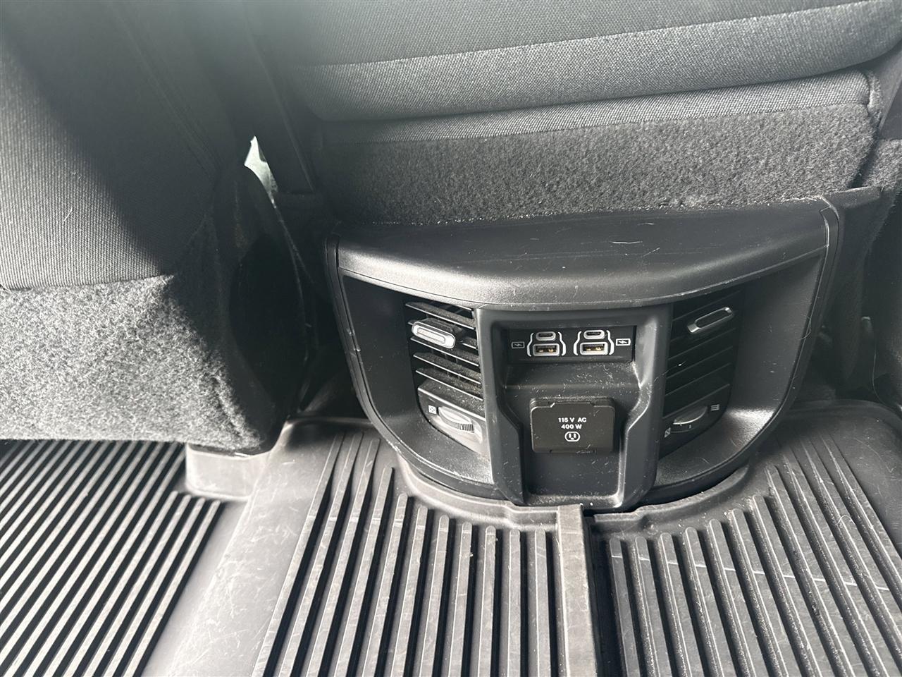 RAM 2500 Big Horn 4x4 Crew Cab 6'4" Box 2022