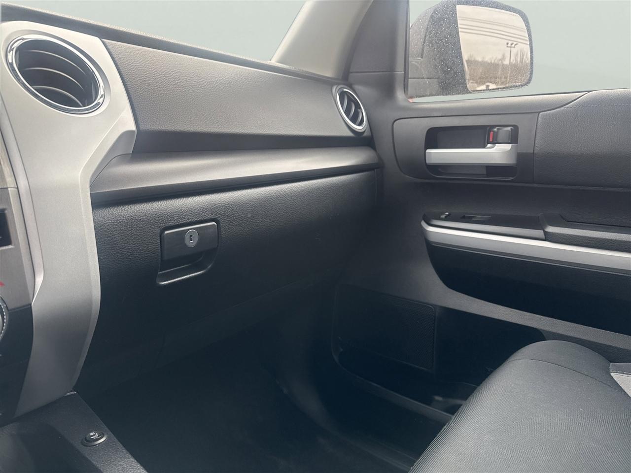 Toyota Tundra 4WD TRD Pro Double Cab 6.5' Bed 5.7L (Natl) 2020