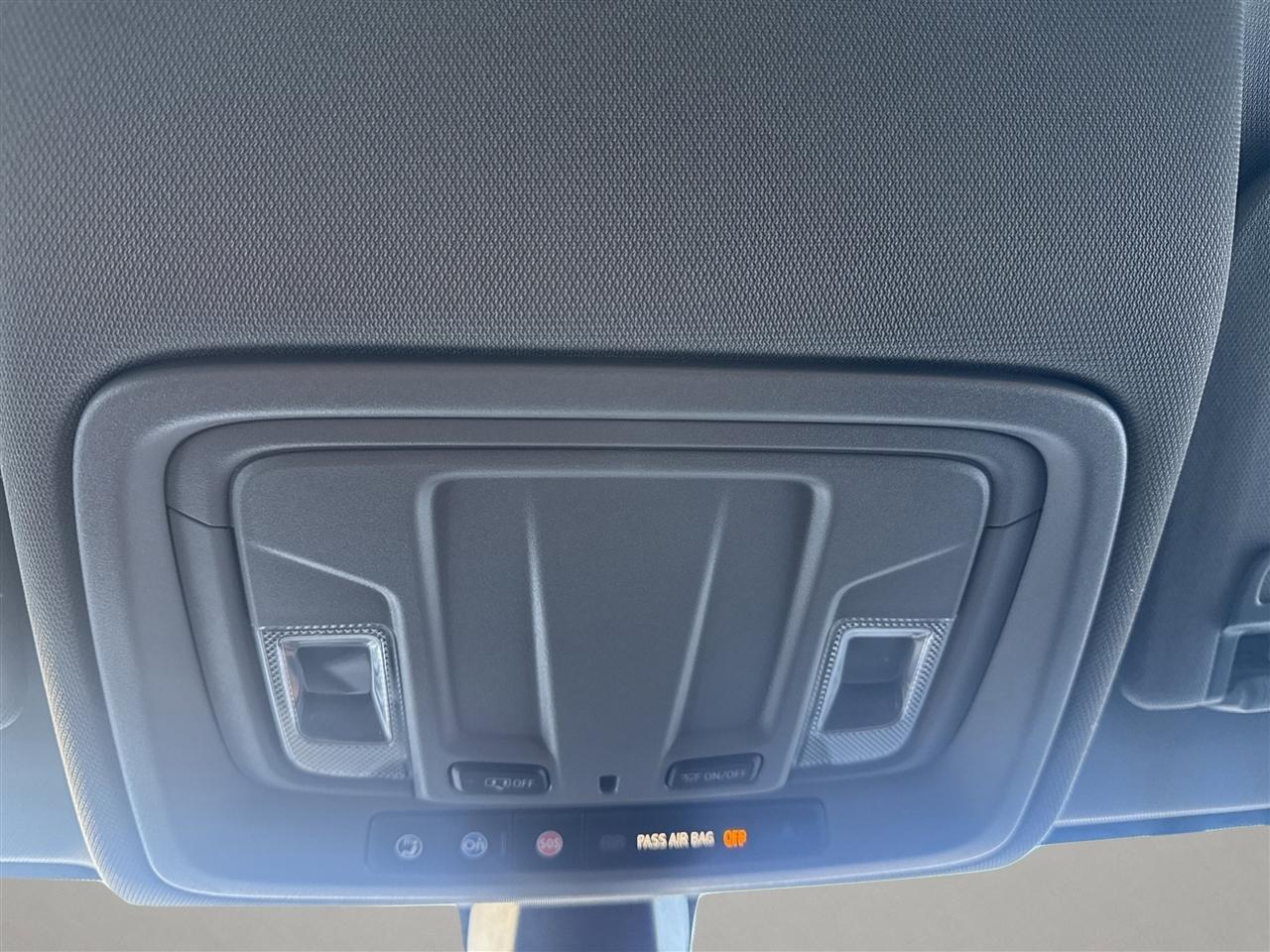 Chevrolet Silverado 1500 4WD Crew Cab 147" Custom 2021