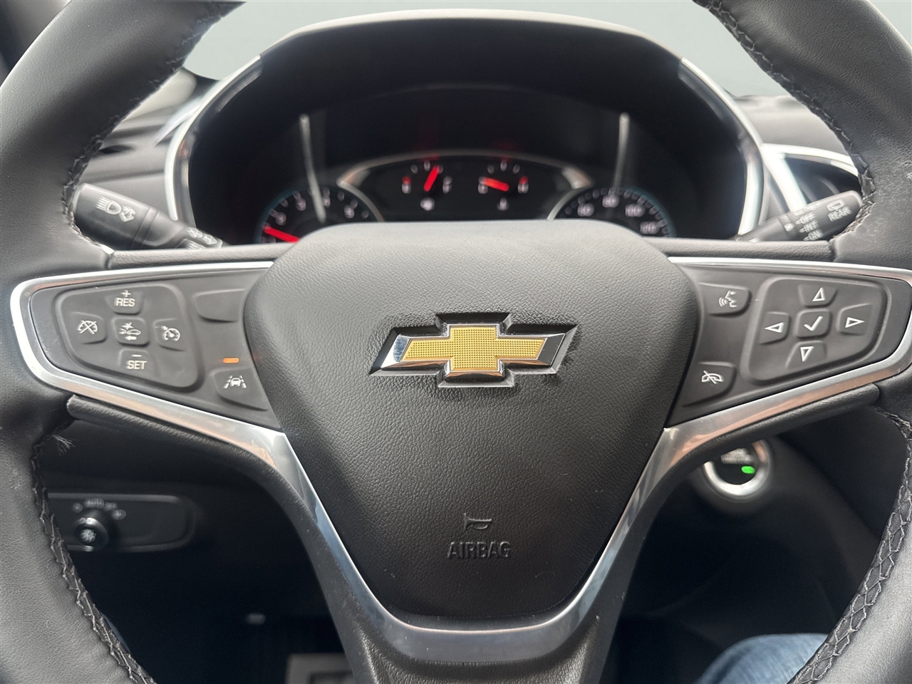 Chevrolet Equinox AWD 4dr LT w/1LT 2023