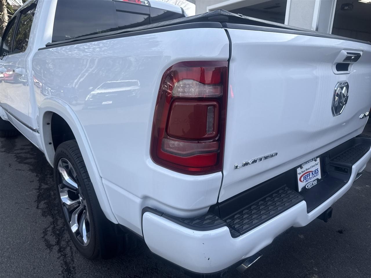 RAM 1500 Limited 4x4 Crew Cab 5'7" Box 2020