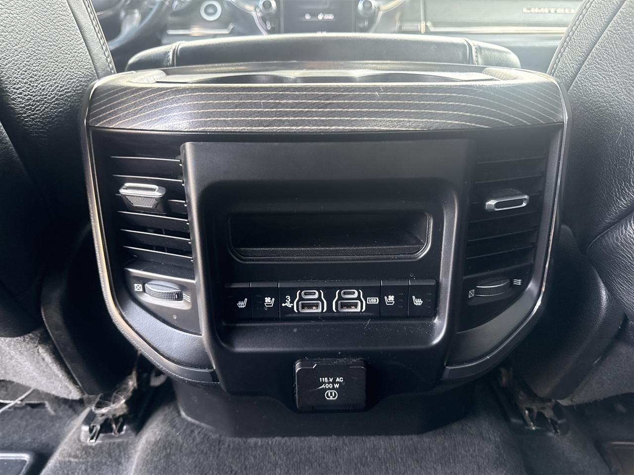 RAM 1500 Limited 4x4 Crew Cab 5'7" Box 2020