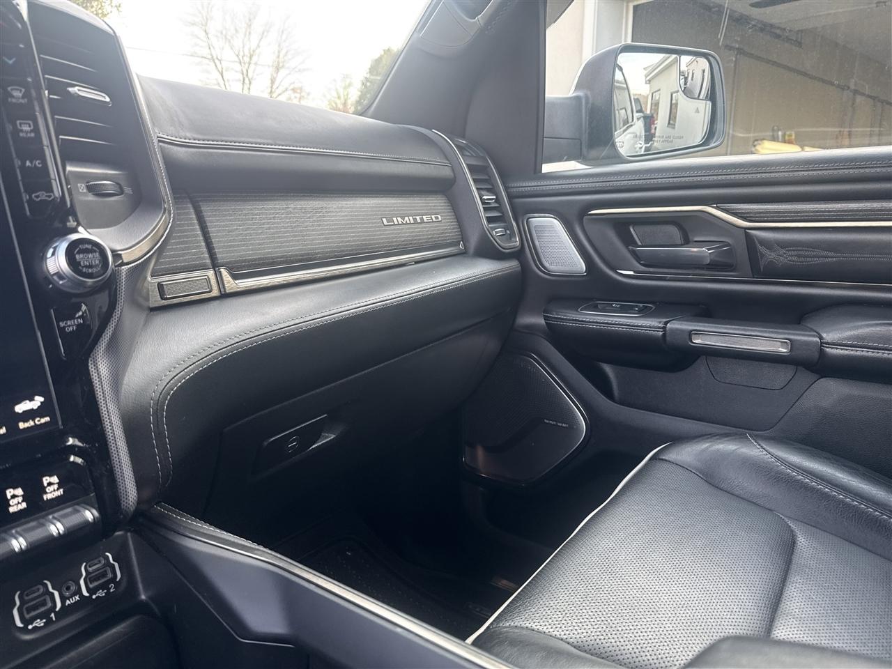 RAM 1500 Limited 4x4 Crew Cab 5'7" Box 2020