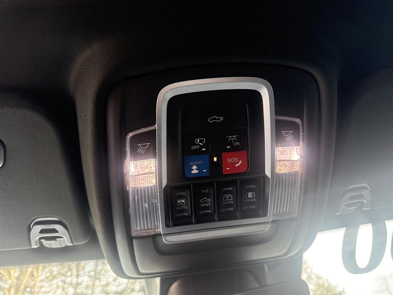 RAM 1500 Limited 4x4 Crew Cab 5'7" Box 2020