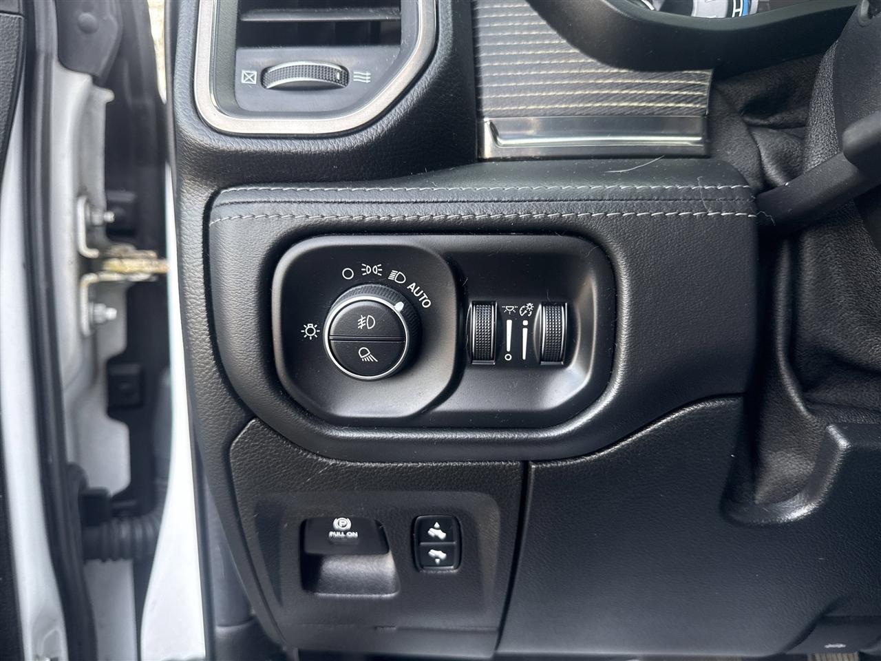 RAM 1500 Limited 4x4 Crew Cab 5'7" Box 2020