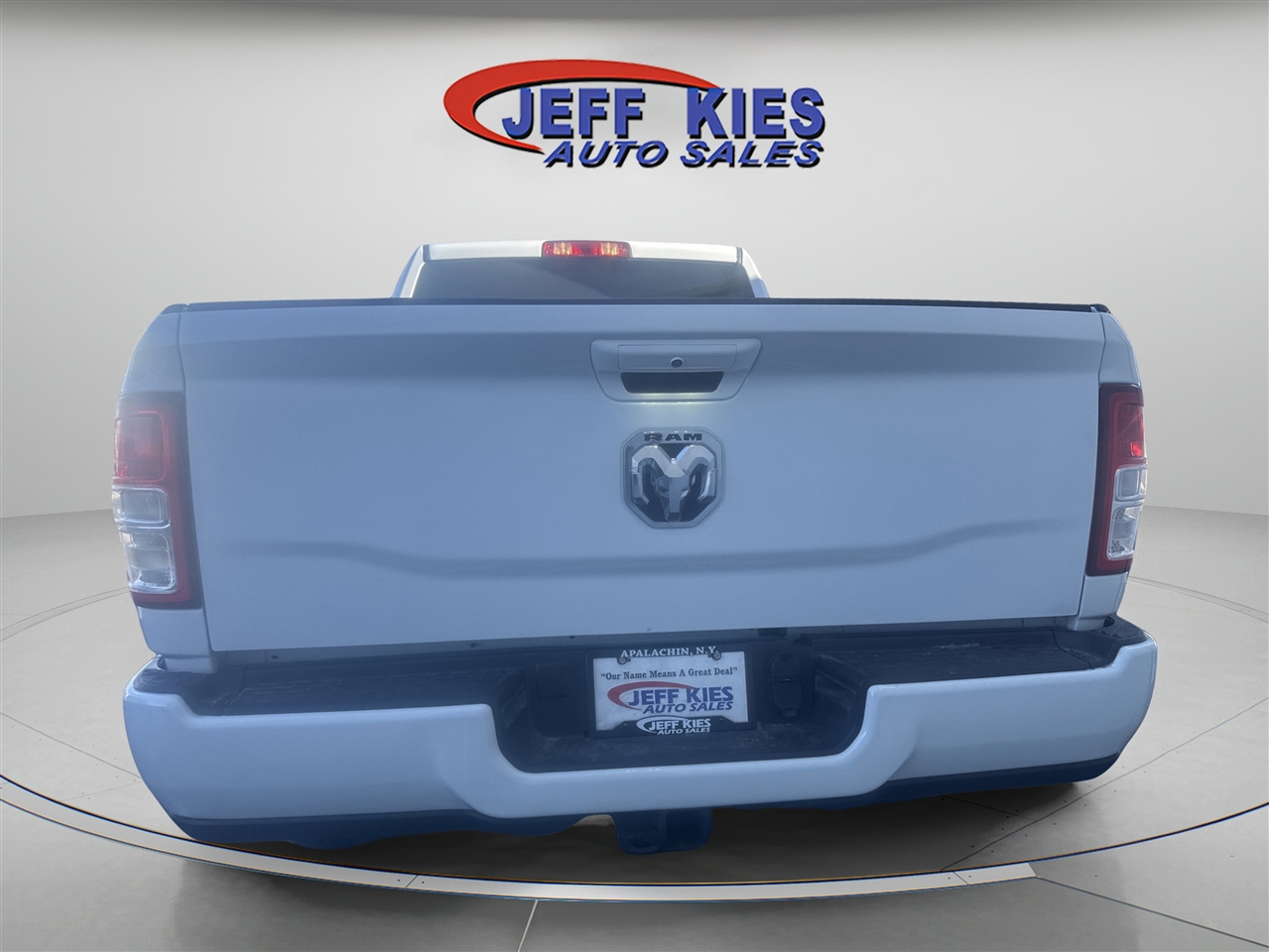 RAM 2500 Big Horn 4x4 Crew Cab 6'4" Box 2024