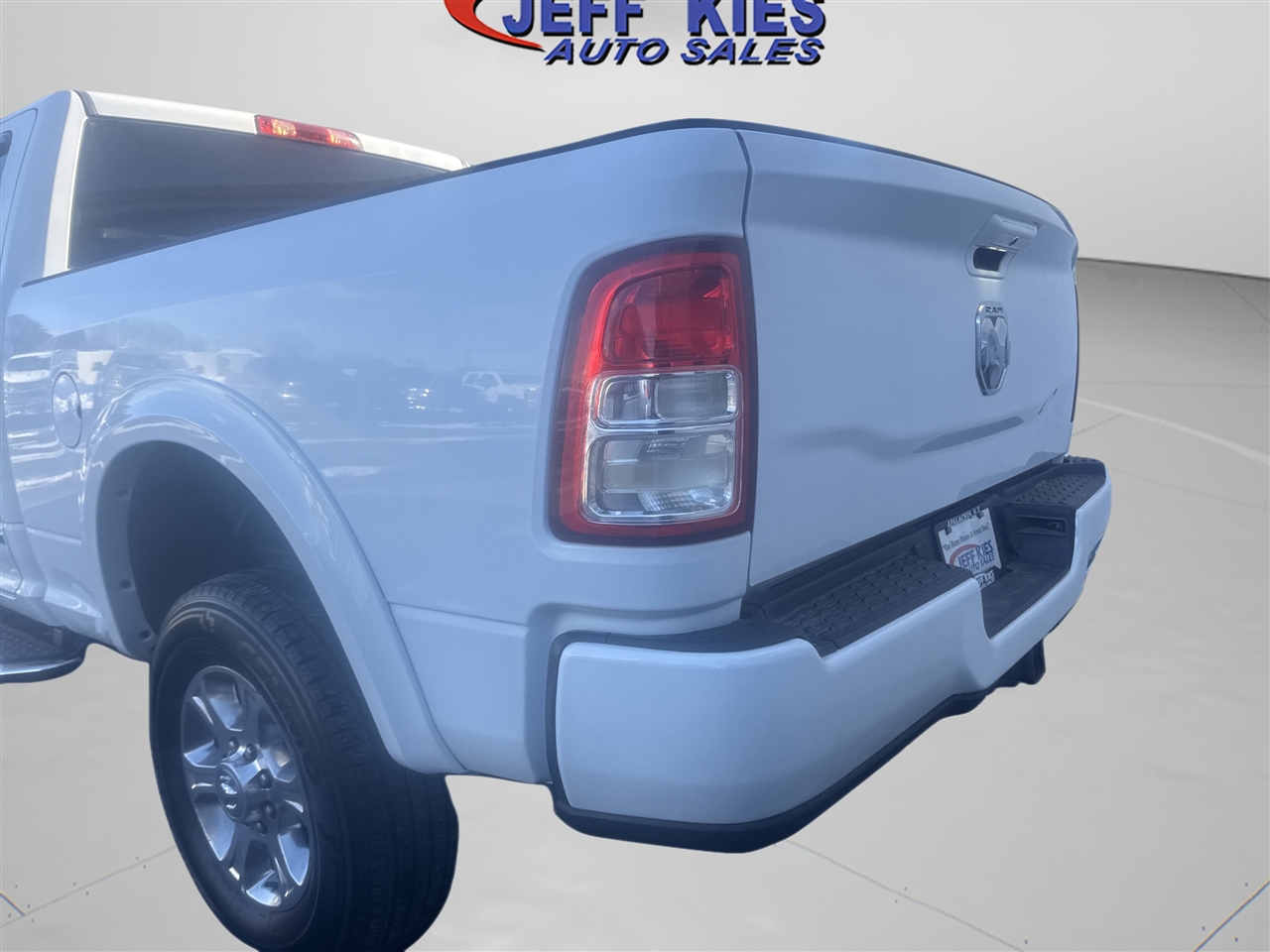 RAM 2500 Big Horn 4x4 Crew Cab 6'4" Box 2024