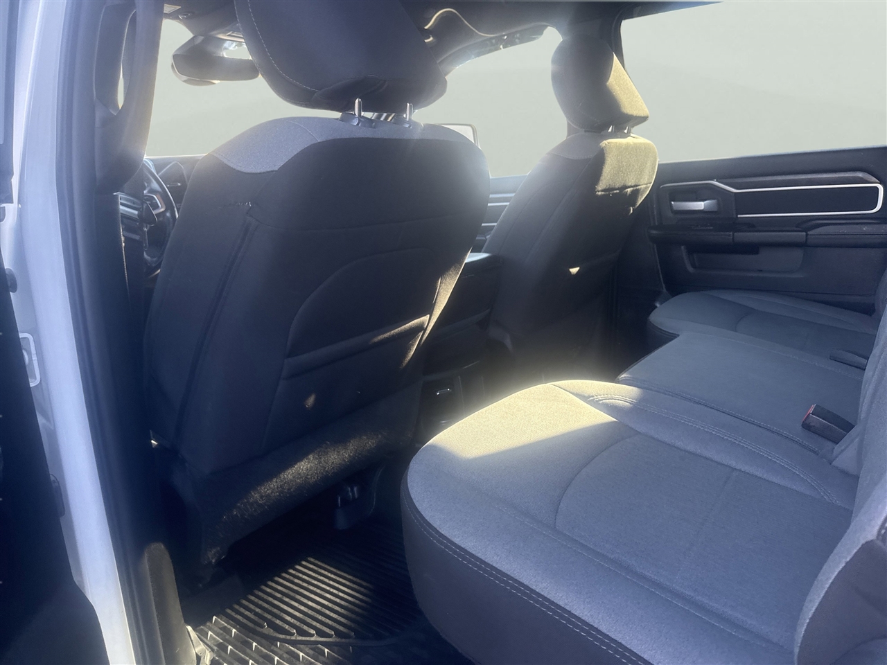 RAM 2500 Big Horn 4x4 Crew Cab 6'4" Box 2024