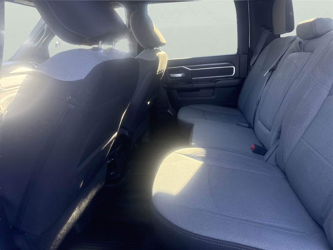 RAM 2500 Big Horn 4x4 Crew Cab 6'4" Box 2024