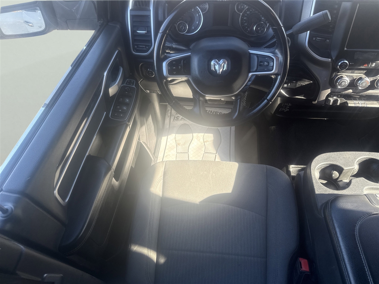 RAM 2500 Big Horn 4x4 Crew Cab 6'4" Box 2024