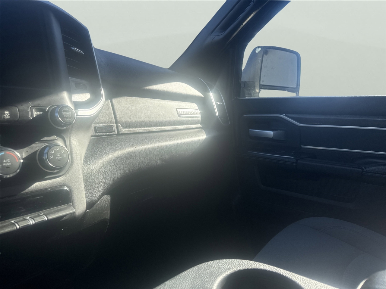 RAM 2500 Big Horn 4x4 Crew Cab 6'4" Box 2024