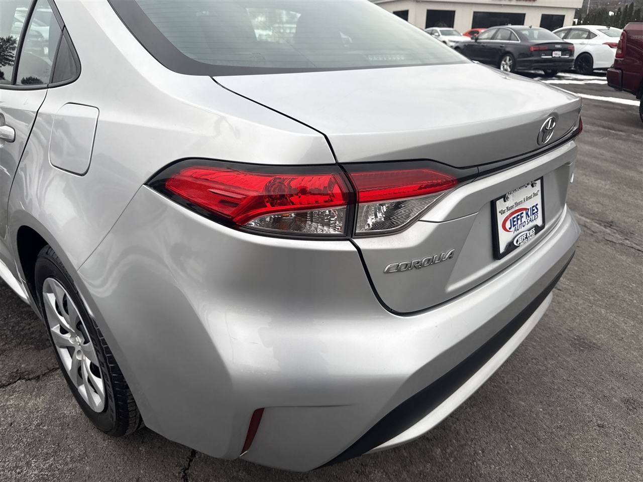 Toyota Corolla LE CVT (Natl) 2021