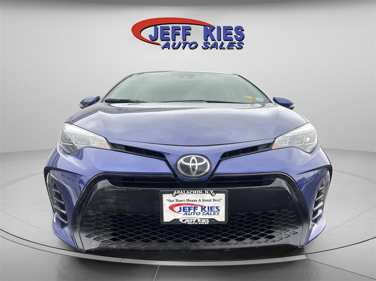 Toyota Corolla XLE CVT (Natl) 2019