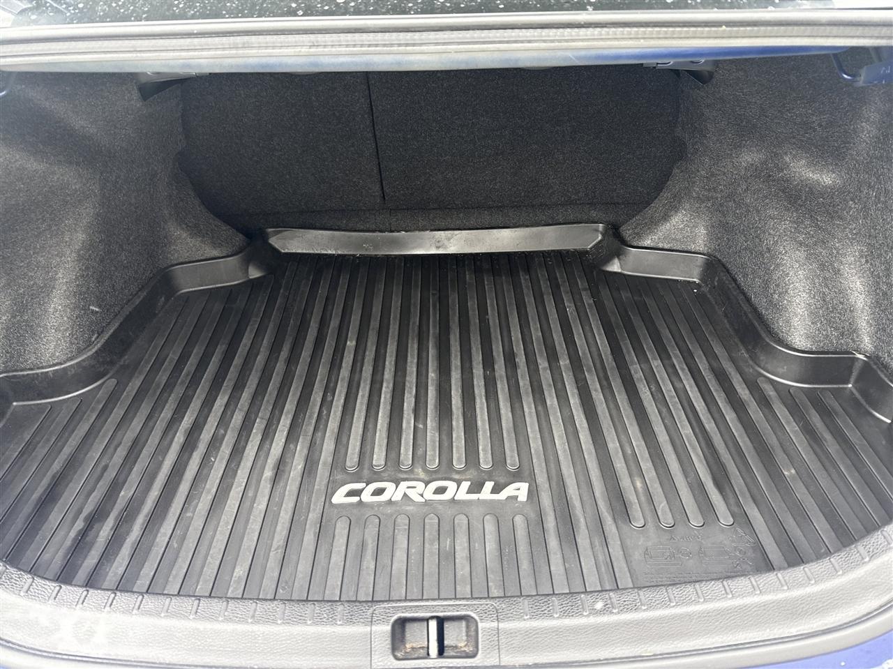 Toyota Corolla XLE CVT (Natl) 2019