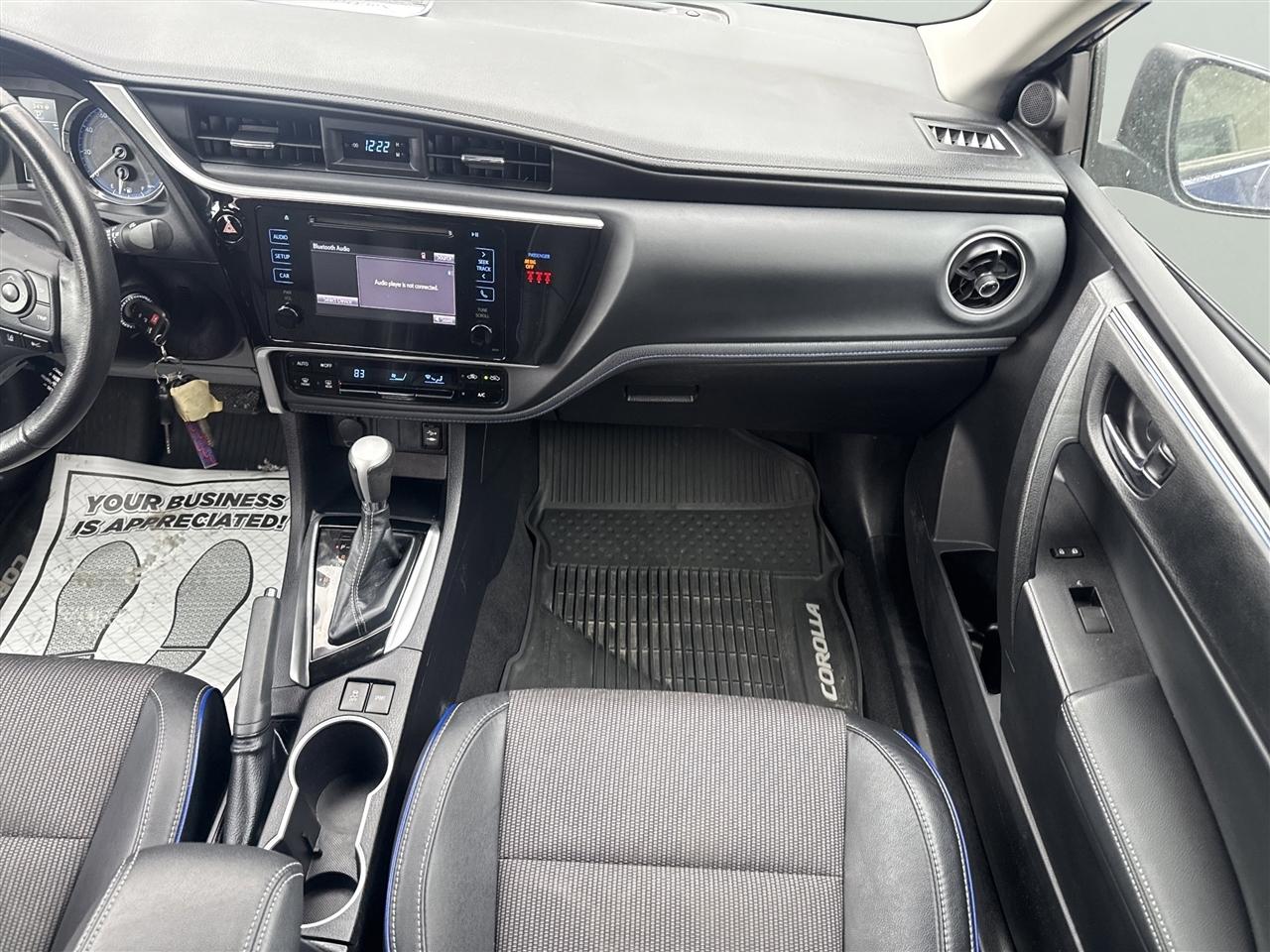 Toyota Corolla XLE CVT (Natl) 2019
