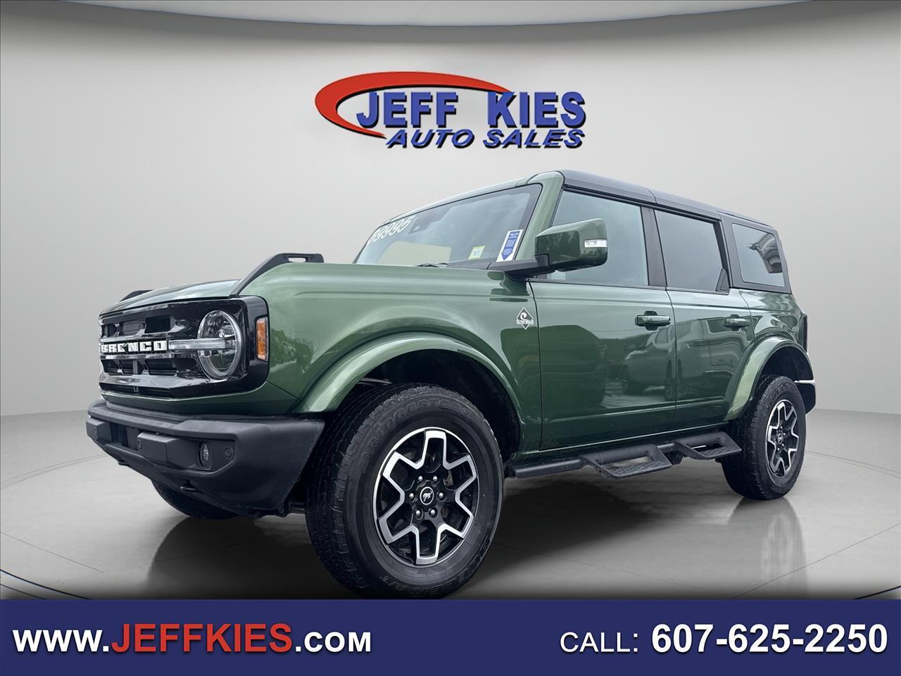 2023 Ford Bronco Base 4 Door 4x4