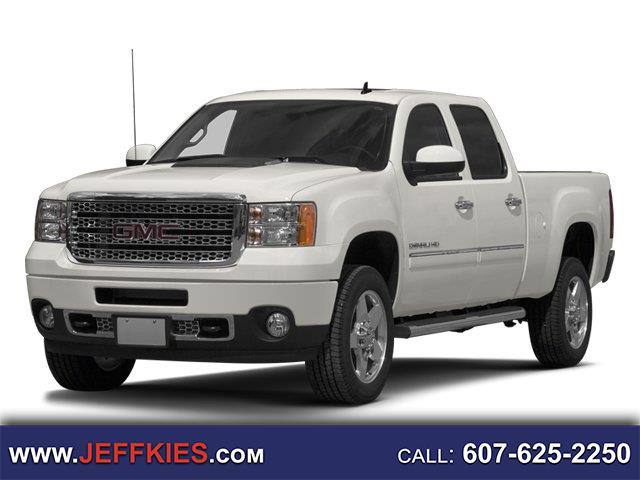 GMC Sierra 2500HD 4WD Crew Cab 153.7" Denali 2014