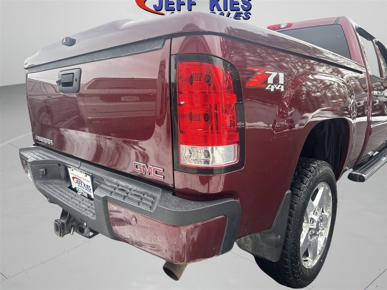 GMC Sierra 2500HD 4WD Crew Cab 153.7" Denali 2014