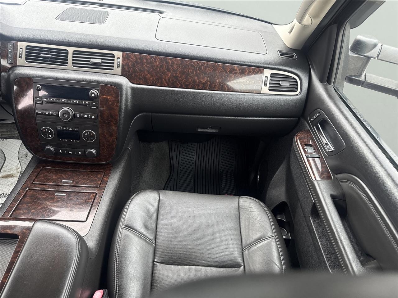 GMC Sierra 2500HD 4WD Crew Cab 153.7" Denali 2014