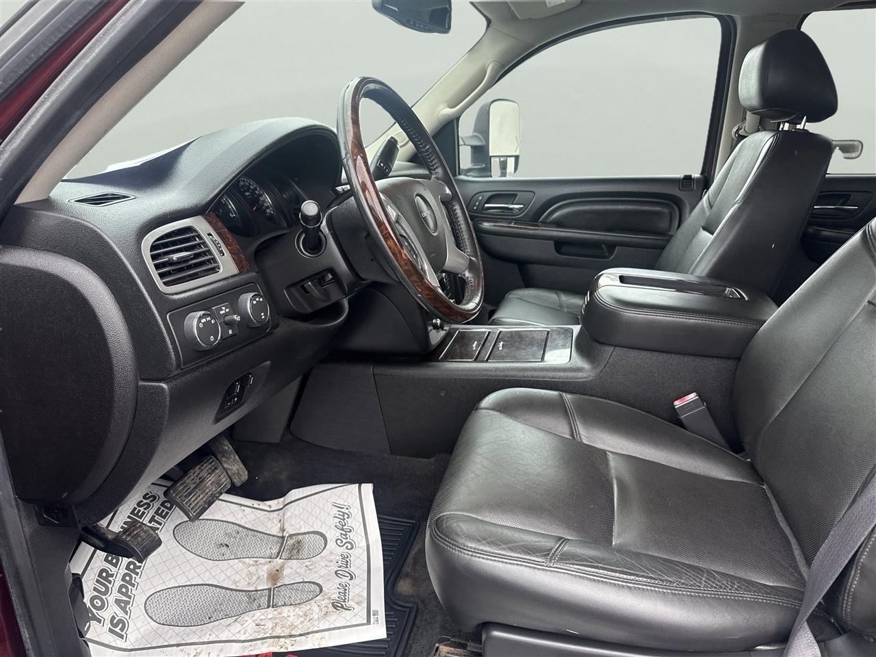 GMC Sierra 2500HD 4WD Crew Cab 153.7" Denali 2014