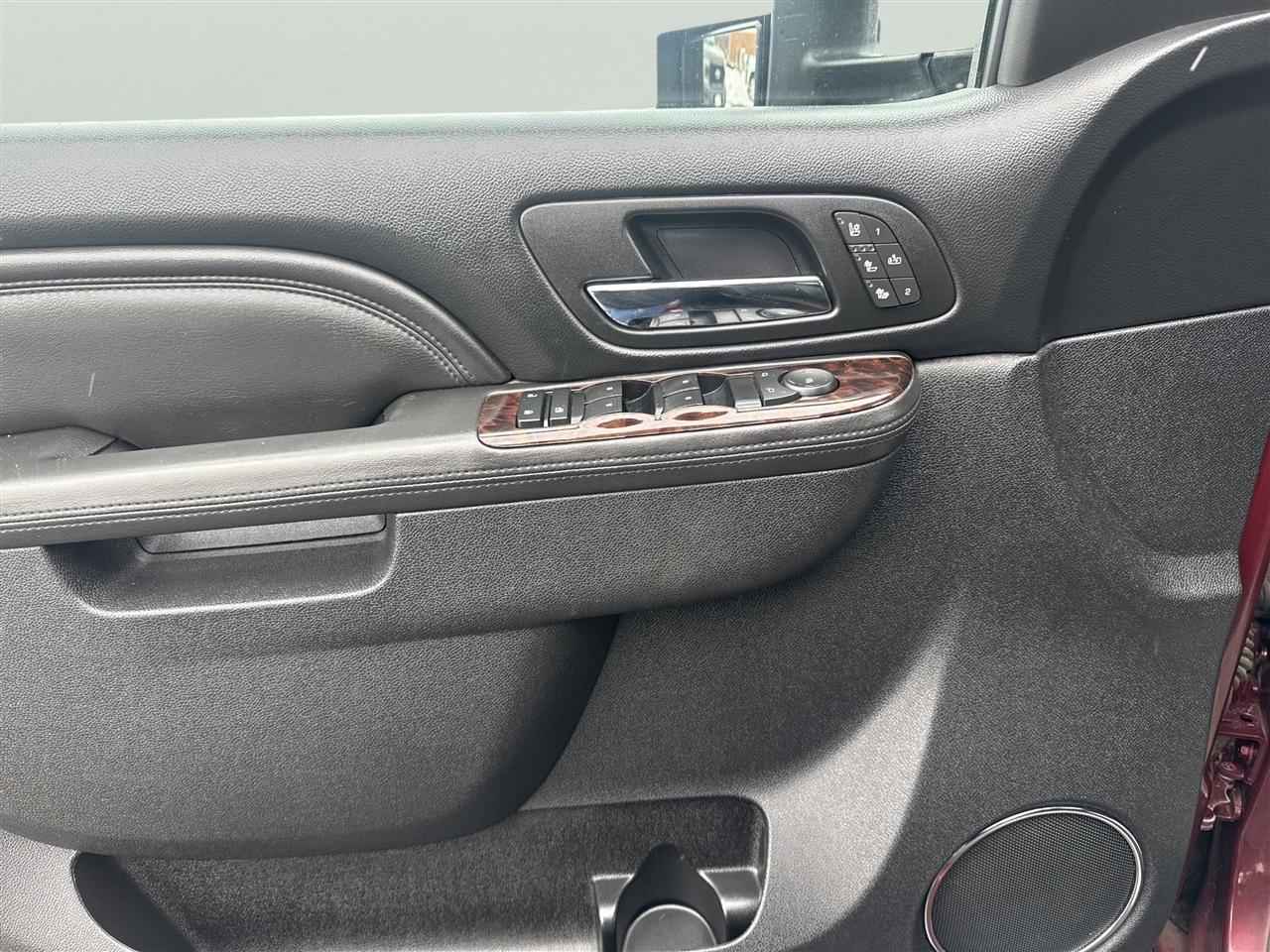 GMC Sierra 2500HD 4WD Crew Cab 153.7" Denali 2014