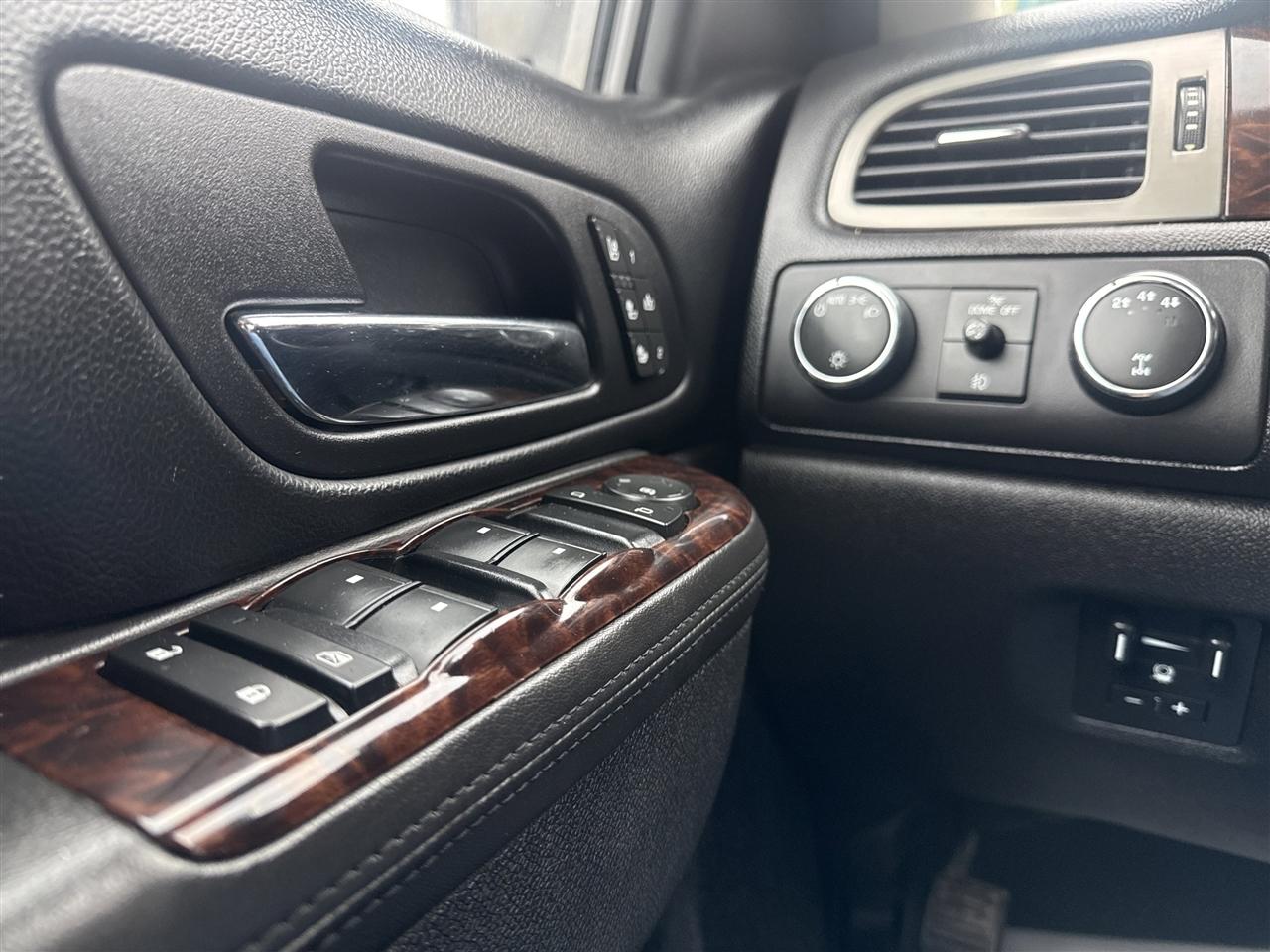 GMC Sierra 2500HD 4WD Crew Cab 153.7" Denali 2014