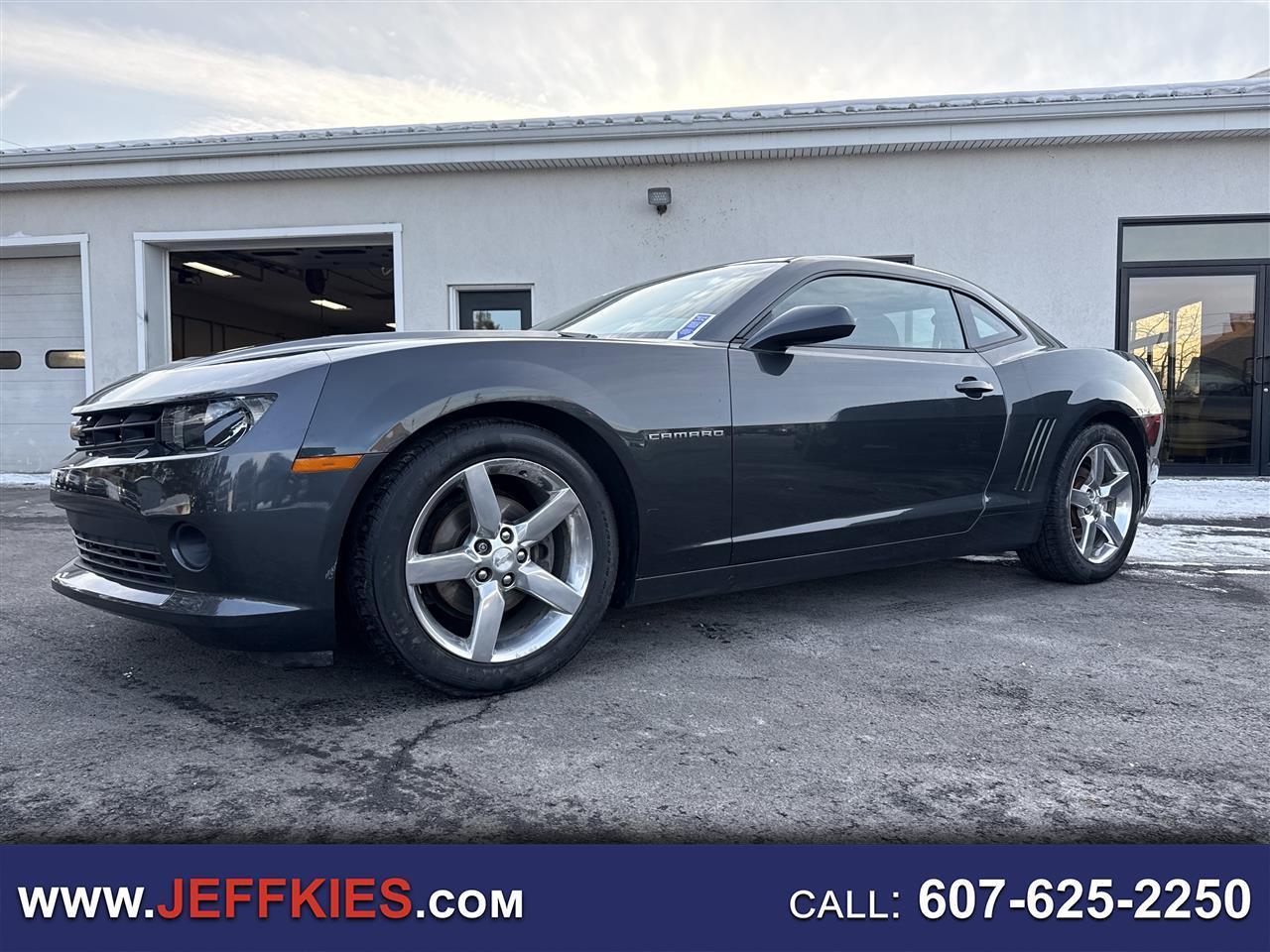 2015 Chevrolet Camaro 2dr Cpe LT w/1LT