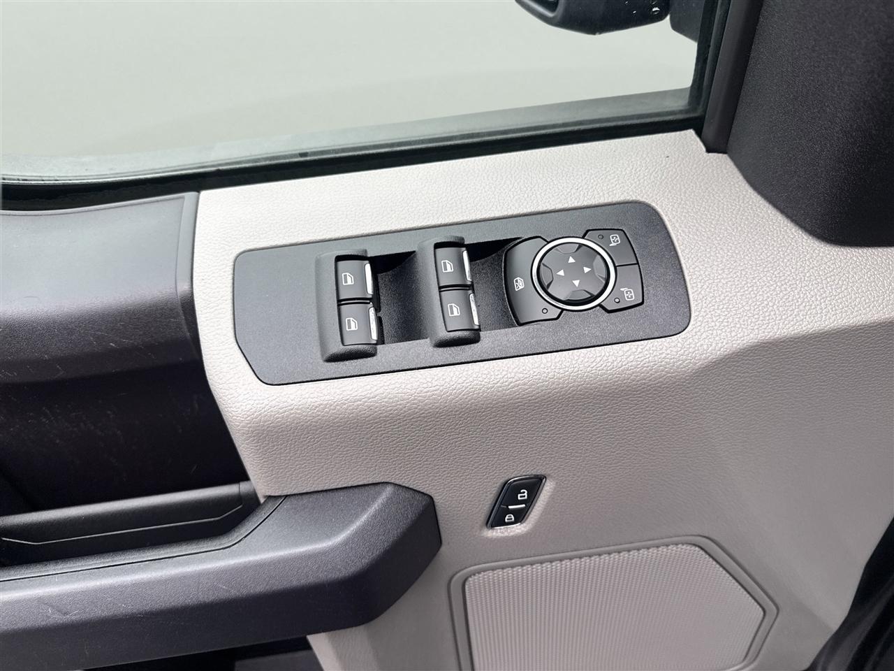 Ford F-150 Lariat 4WD SuperCrew 5.5' Box 2019