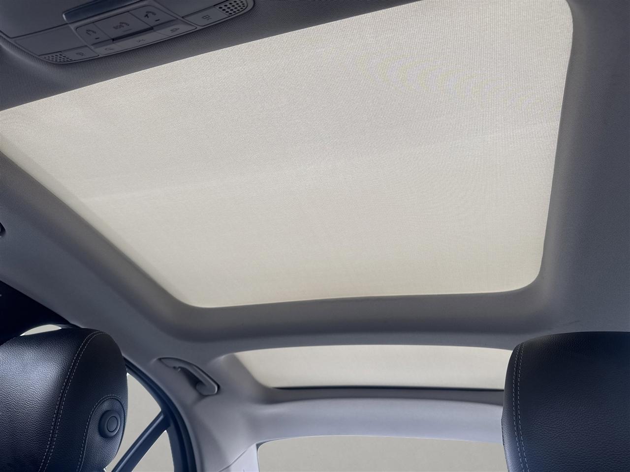 Mercedes-Benz C-Class 4dr Sdn C 300 4MATIC 2016